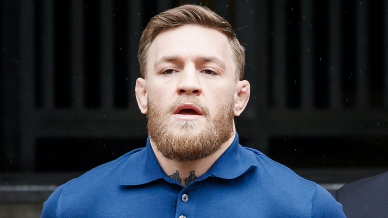 McGregor, de 30 anos, popularmente conhecido como 'The Notorious', é um dos lutadores mais famosos da MMA