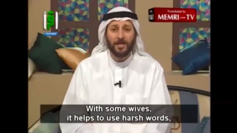 Jassem Al-Mutawa numa imagem retirada do vídeo polémico