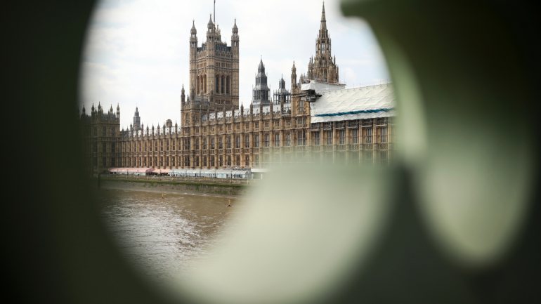 Vista do edifício do Parlamento britânico