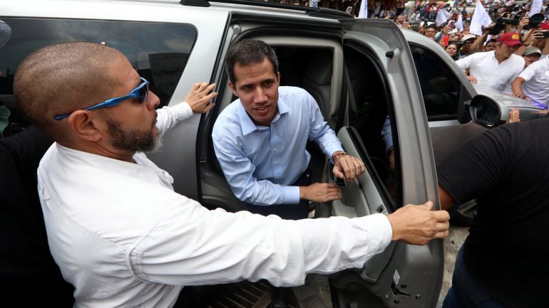 O STJ venezuelano acusou segunda-feira o autoproclamado Presidente interino do país, Juan Guaidó, de &quot;desacato&quot; a decisões daquele organismo