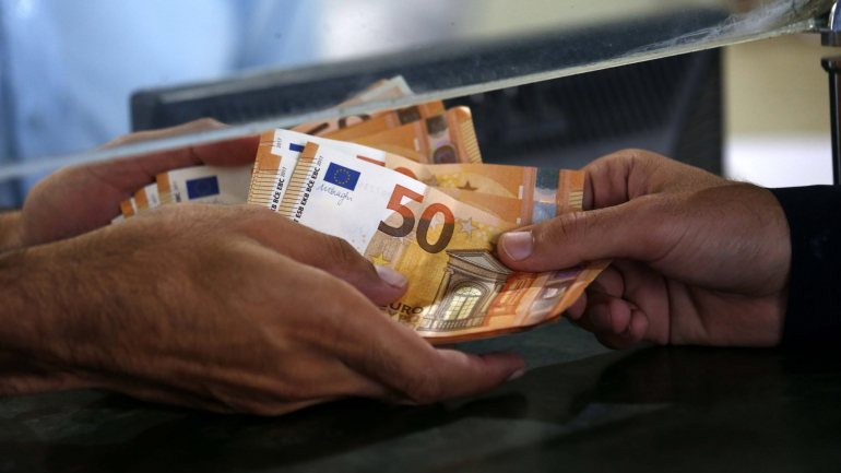 A nota do ministério das Finanças é divulgada depois de o INE divulgar na semana passada que a carga fiscal em Portugal aumentou em 2018 face ao ano anterior e atingiu 35,4% do PIB
