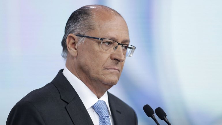 Geraldo Alckmin é acusado de receber subornos do grupo Odebrecht.