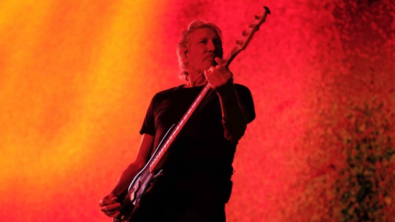 Posição de Roger Waters foi defendida num artigo de opinião