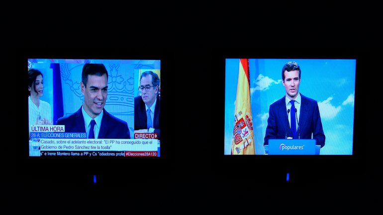 O primeiro debate será transmitido na RTVE esta segunda-feira (21h00 de Lisboa) e o segundo nas televisões La Sexta e Antena 3 (21h00 de Lisboa)