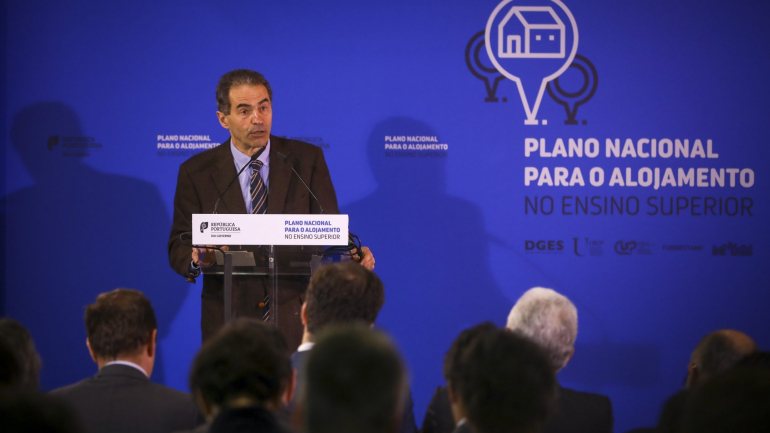 O ministro falou no Pavilhão do Conhecimento, em Lisboa, num debate sobre a carreira de investigação científica