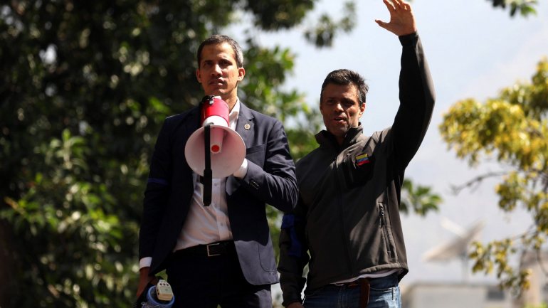 López também já falou aos jornalistas e afirma que não teme a ditadura