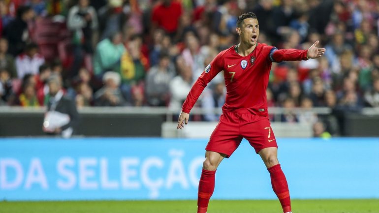 Ronaldo falhou a fase de apuramento da prova. Portugal tem agora encontro marcado com a Suíça a 5 de junho em partida a contar para as meias-finais