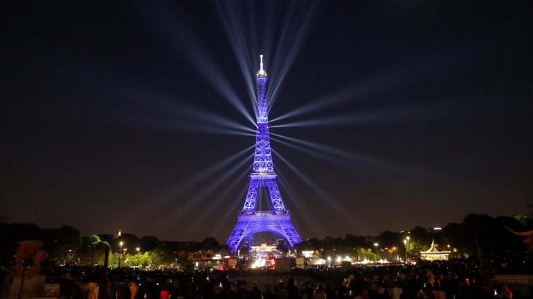 O monumento parisiense celebrou o seu 130.º aniversário este ano