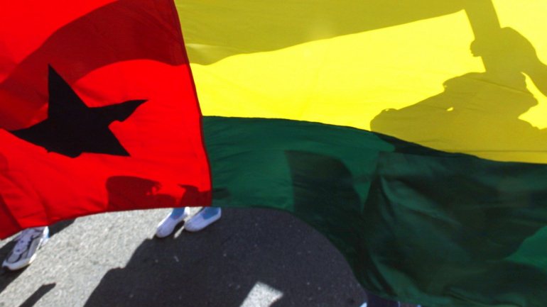 Partidos da Guiné-Bissau têm liderado protestos nas ruas