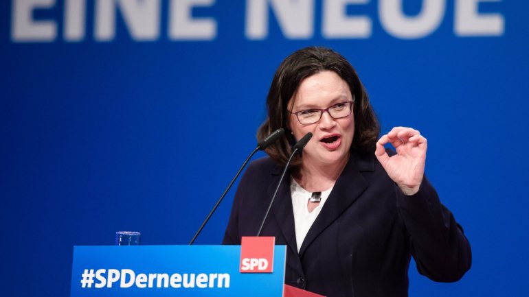 Andrea Nahles tem 48 anos e estava à frente do SPD desde 22 de abril de 2018