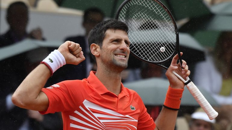 Djokovic tornou-se o primeiro tenista a qualificar-se por 10 vezes seguidas para esta fase do 'Gran Slam' francês