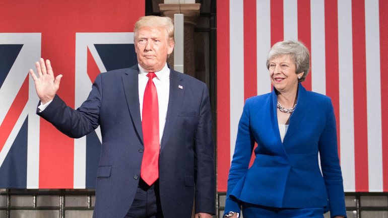 A possibilidade de abrir o NHS a empresas do EUA foi considerada por Trump e pelo embaixador dos EUA no Reino Unido
