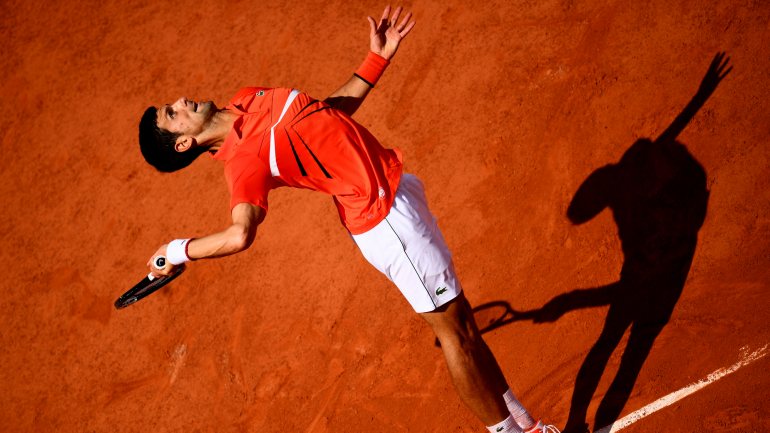 Novak Djokovic chega às meias-finais de Roland Garros em 2019 sempre com vitórias &quot;rápidas&quot; e em três sets