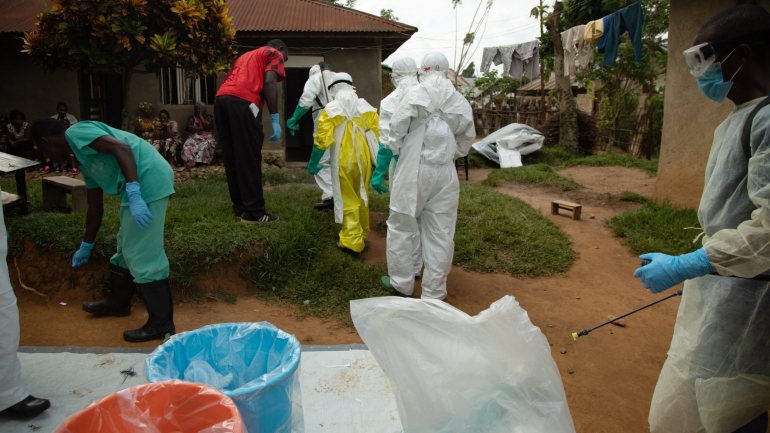 Epidemia do vírus do Ébola na RDCongo já provocou 1.396 vítimas mortais no país.