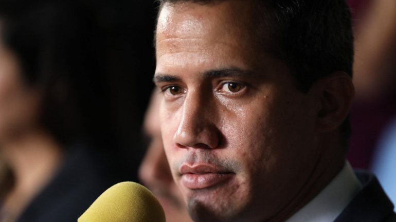 Tarek William Saab acusou ainda dois representantes diplomáticos da equipa de Guaidó de serem os autores materiais dos delitos imputados