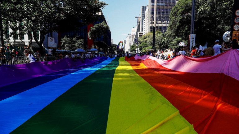 141 pessoas LGBT foram mortas em crimes homofóbicos ou cometeram suicídio entre janeiro e 15 de maio no Brasil
