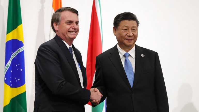 Jair Bolsonaro vai visitar a China em outubro deste ano