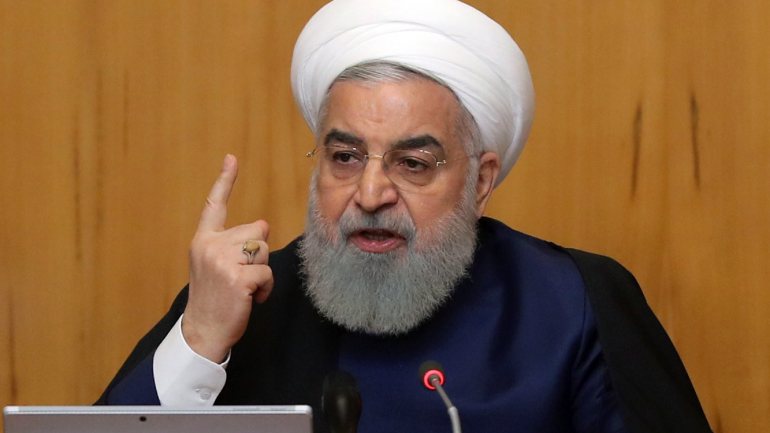 &quot;Se quiserem expressar arrependimentos e fazer declarações, podem fazê-lo agora&quot;, disse Rouhani