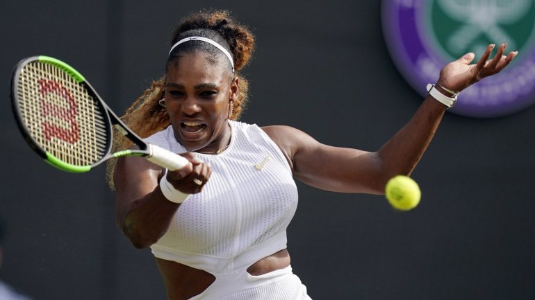 Serena Williams ganhou em Wimbledon em 2002, 2003, 2009, 2010, 2012, 2015