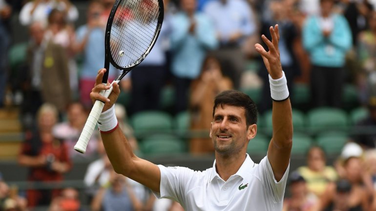 Djokovic soma quatro títulos em Wimbledon, arrecadados em 2011, 2014, 2015 e 2018