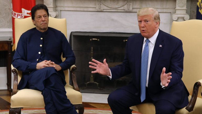 As declarações do líder dos Estados Unidos surgiram num encontro na Casa Branca com Imran Khan