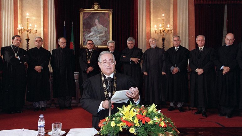 Além de presidente do Supremo Tribunal de Justiça, Cardona Ferreira foi ainda presidente do Tribunal da Relação de Lisboa
