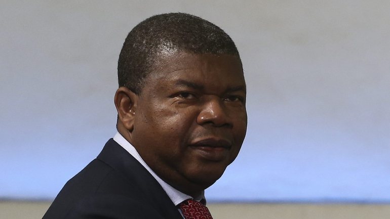 Presidente De Angola Exonera Três Ministros E Coloca Manuel Neto Da 