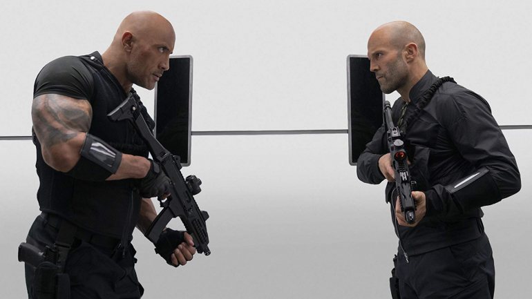 Dwayne Johnson e Jason Statham preparam-se para matar, esmagar e mutilar em &quot;Velocidade Furiosa: Hobbs & Shaw&quot;
