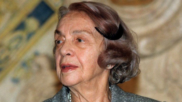 Sophia de Mello Breyner Andresen, considerada um dos nomes maiores da poesia portuguesa do século XX, morreu em 2004, em Lisboa, aos 84 anos