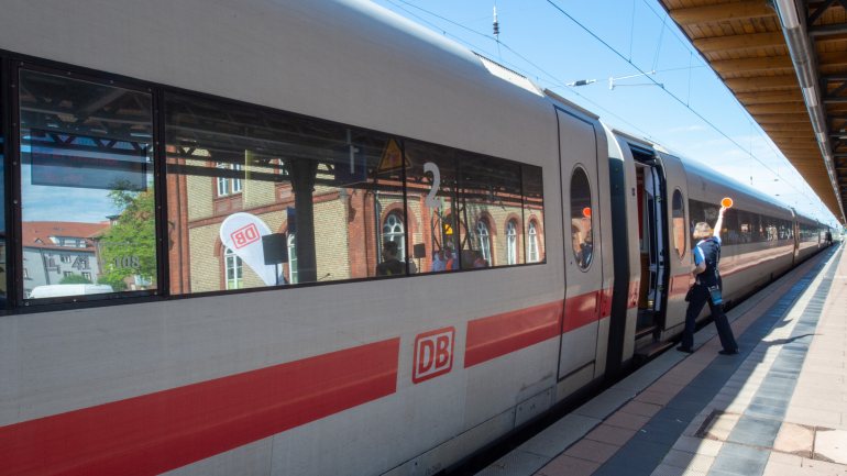 A Deutsche Bahn rejeitou a ideia do deputado do Die Linke