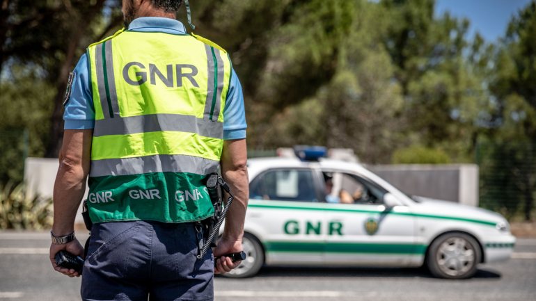 A GNR efetuou também durante o fim de semana operações de fiscalização rodoviária, tendo detetado 1.269 infrações