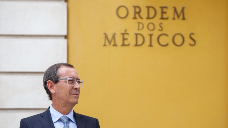 Miguel Guimarães é o atual bastonário da Ordem dos Médicos