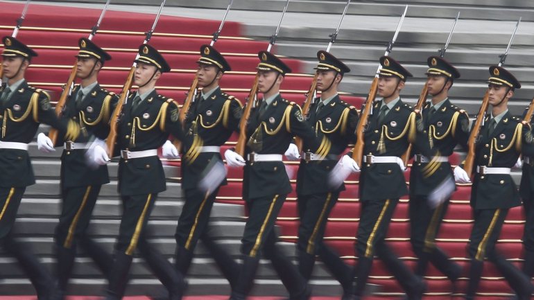 Esta é a 20.ª e a 22.ª vez que há rotação das tropas em Macau e em Hong Kong, respetivamente, uma por cada ano desde que os territórios regressaram à administração chinesa