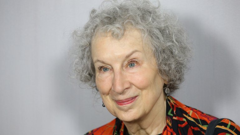 Margaret Atwood publicou &quot;The Handmaid's Tale&quot; em 1985
