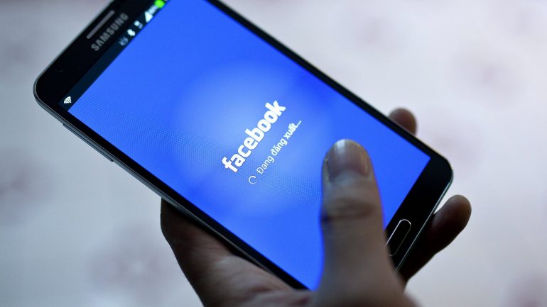 A OMS acredita que este compromisso com o Facebook vai ser importante para reduzir a disseminação de informações erradas.