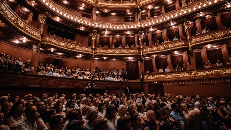 O Teatro Nacional São João, no Porto, teve uma taxa de ocupação de sala de 76% nos espetáculos que montou entre setembro de 2018 e julho de 2019, garantiu a administração