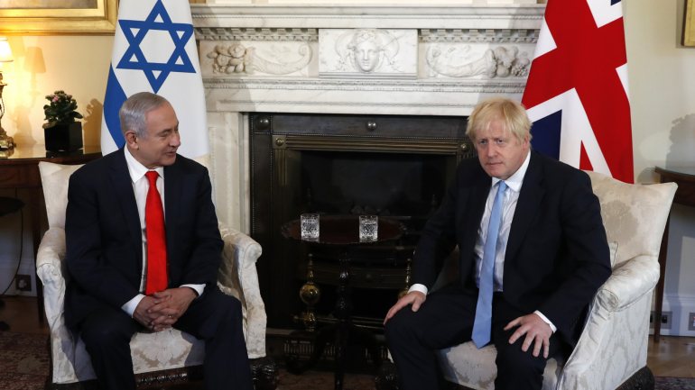 Na última quinta-feira, os homólogos britânico e israelita encontraram-se durante uma breve viagem de Netanyahu a Londres