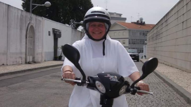 Maria Antónia Pinho, a Irmã Tona, era conhecida em S. João da Madeira por andar sempre de mota