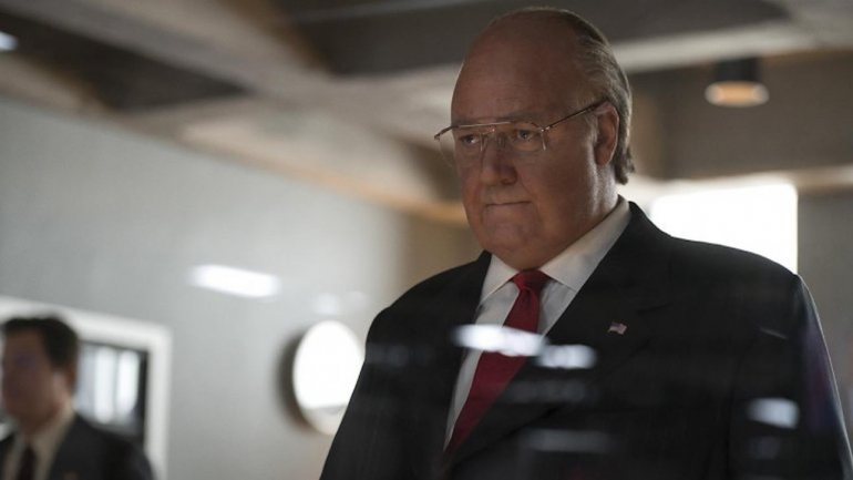 Russell Crowe, transformado em Roger Ailes