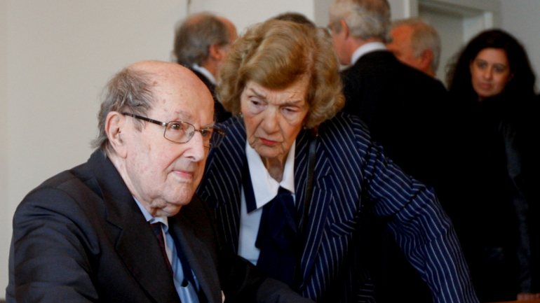 Maria Isabel Carvalhais e Manoel de Oliveira foram casados durante 75 anos
