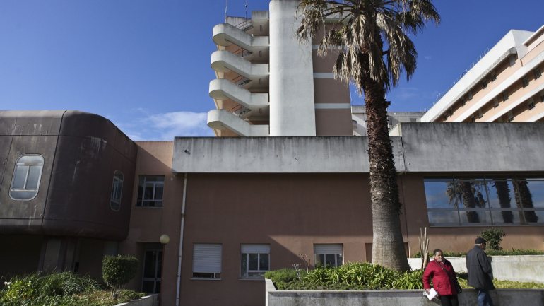 O Hospital Garcia de Orta, em Almada
