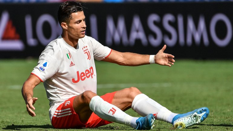Ronaldo teve uma tarde com pouco protagonismo tal como toda a equipa da Juventus e não evitou o nulo em Florença
