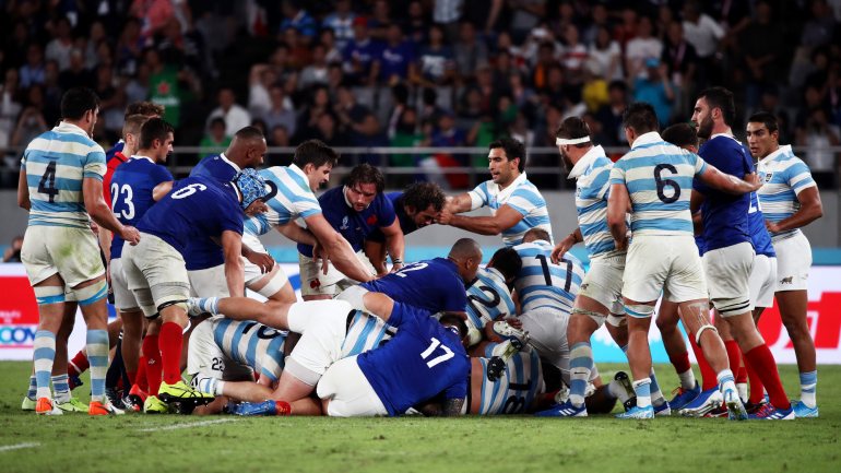 Final do França-Argentina foi marcado pela confusão entre alguns jogadores mas tudo serenou após um jogo eletrizante