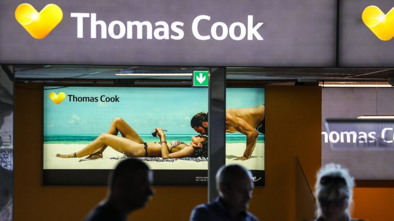 A agência de viagens Thomas Cook anunciou esta segunda-feira a falência