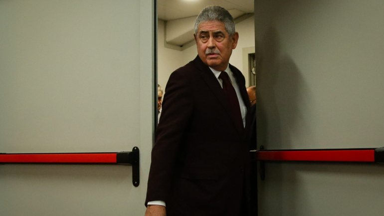 O presidente do Benfica anunciou que planeia candidatar-se novamente à liderança do clube que já coordena desde 2003