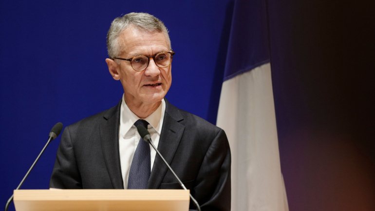 O procurador francês para o terrorismo consultou várias testemunhas que descrevem radicalização do autor do ataque