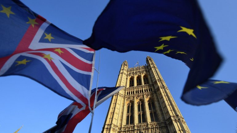 Boris Johnson pretende introduzir uma nova proposta de lei para a Saída do Reino Unido da União Europeia (UE)