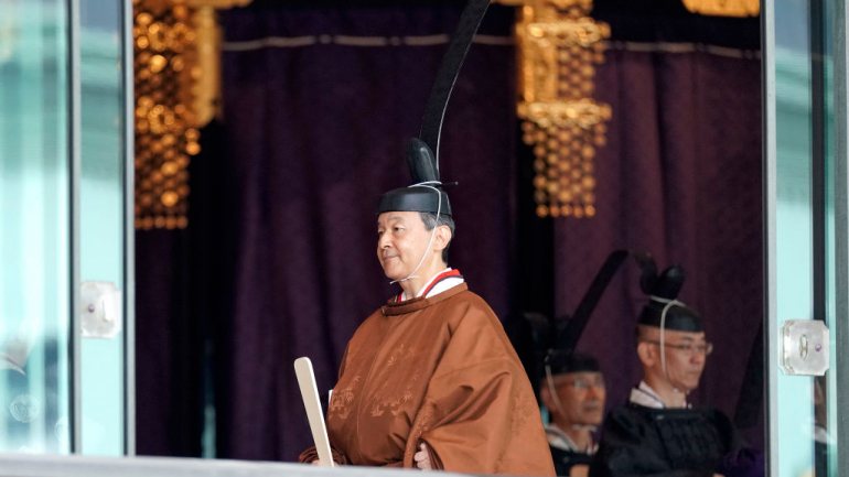 O novo soberano, de 59 anos, tornou-se no 126.º imperador do Japão em 01 de maio, no dia seguinte ao pai, Akihito, de 85 anos, ter abdicado, uma decisão inédita nesta dinastia de mais de dois séculos