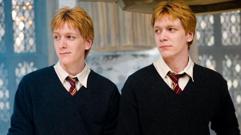 James e Oliver Phelps interpretaram os gémeos Weasley nos filmes que adaptaram a obra de J.K. Rowling ao cinema