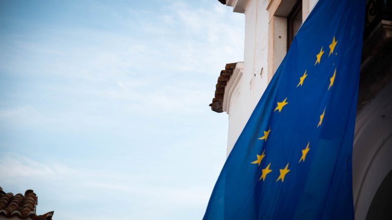 Os 27 Estados-membros da União Europeia já se mostraram favoráveis a um novo adiamento do Brexit